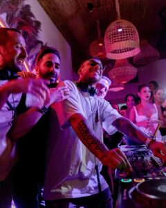 How Music Shapes the Dining Experience More Than You Think